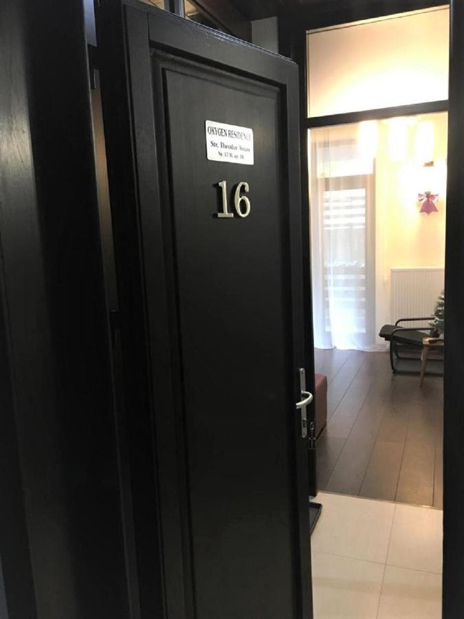 13 Si 16 In Oxygen Apartament