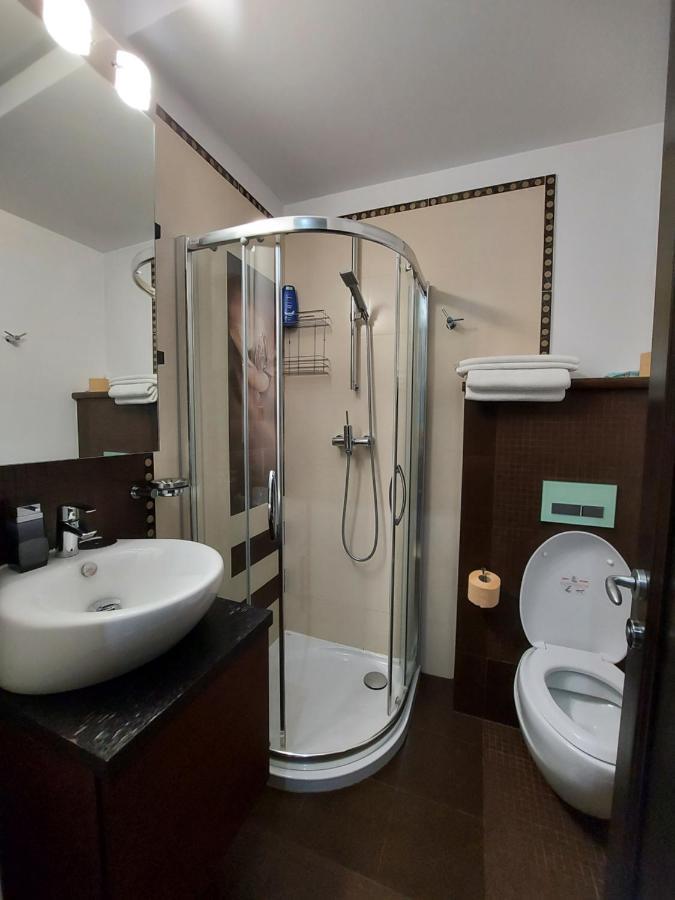 13 Si 16 In Oxygen Apartament *